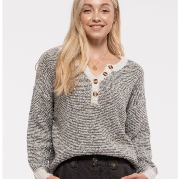 Knit Pullover Sweater - Picture 1 of 3